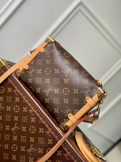 Franco Shops - Louis Vuittons  - 15507
