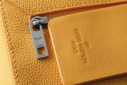 Franco Shops - Louis Vuittons  - 9988