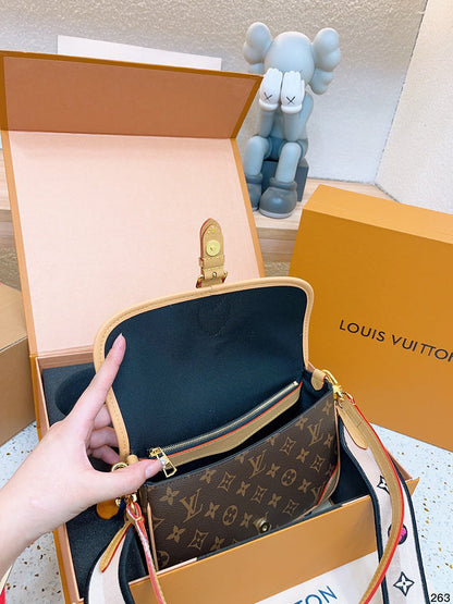 Franco Shops - Louis Vuittons  - 14970