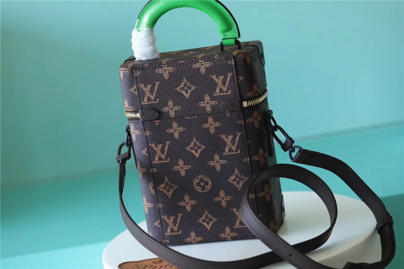 Franco Shops - Louis Vuittons  - 10015