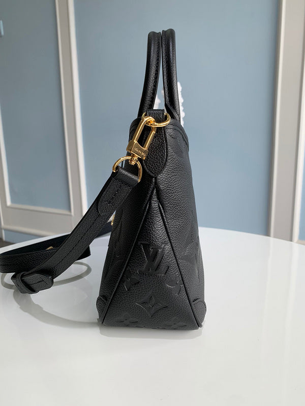 Franco Shops - Louis Vuittons  - 15407