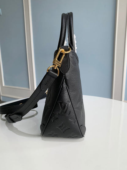 Franco Shops - Louis Vuittons  - 15407
