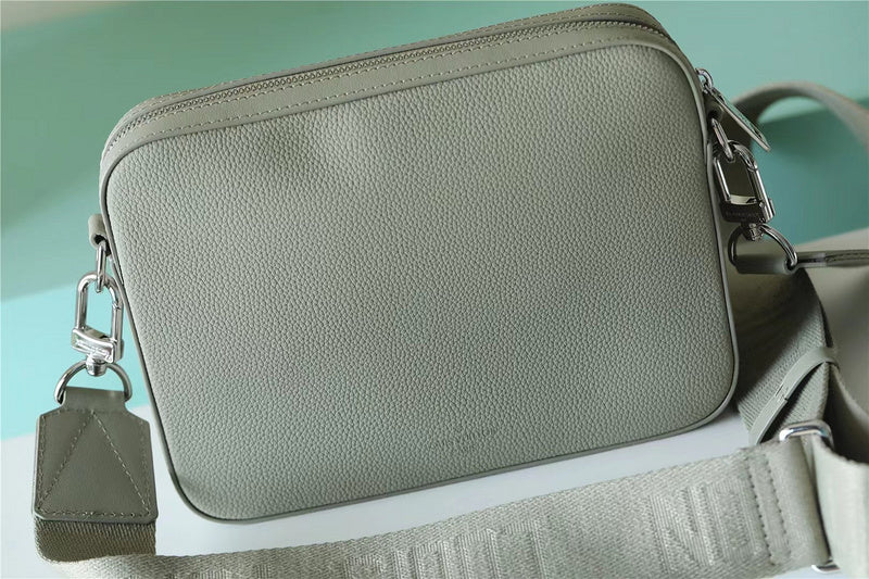 Franco Shops - Louis Vuittons  - 9932