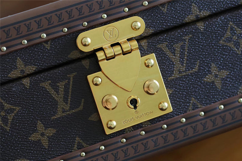 Franco Shops - Louis Vuittons  - 9514