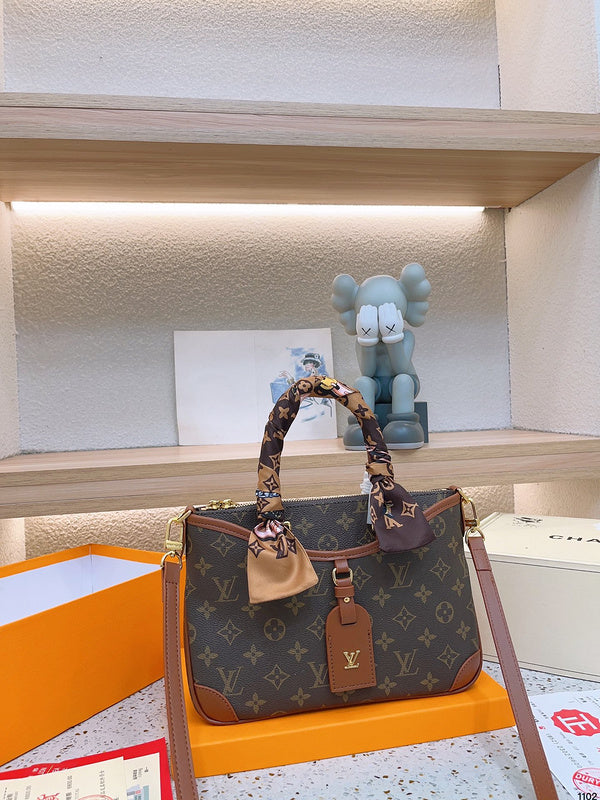 Franco Shops - Louis Vuittons  - 14866