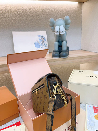 Franco Shops - Louis Vuittons  - 14912