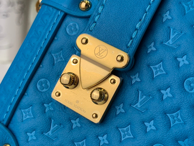 Franco Shops - Louis Vuittons  - 15744