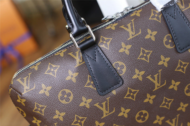 Franco Shops - Louis Vuittons  - 9882