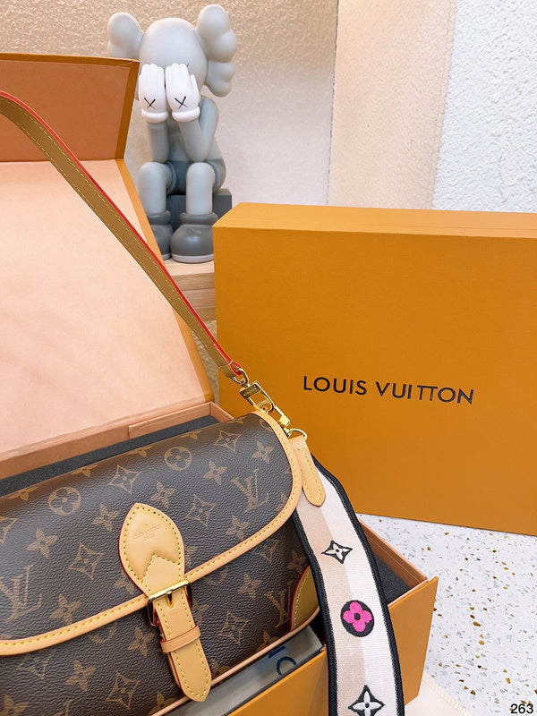 Franco Shops - Louis Vuittons  - 14970