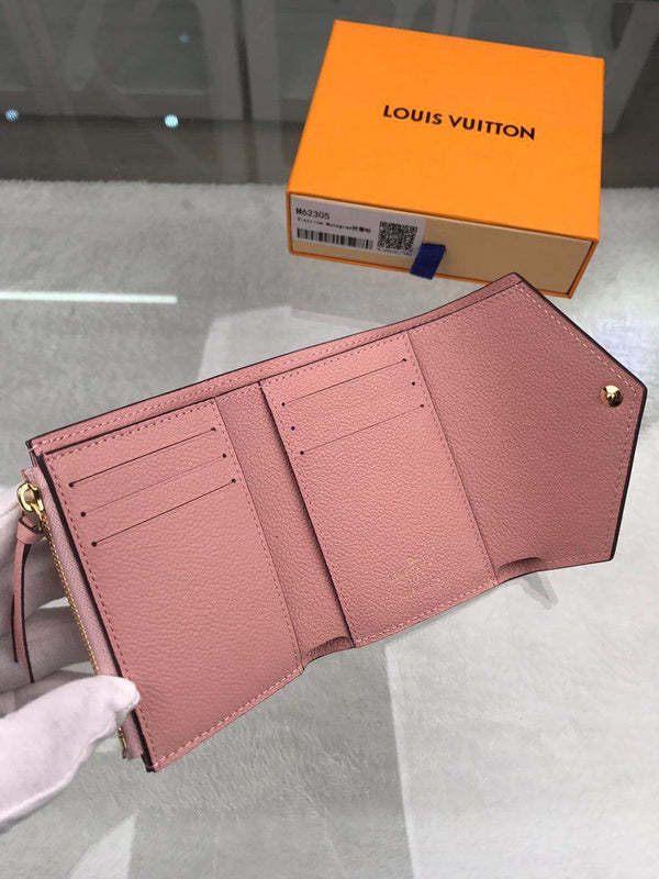 Franco Shops - Louis Vuittons  - 9153