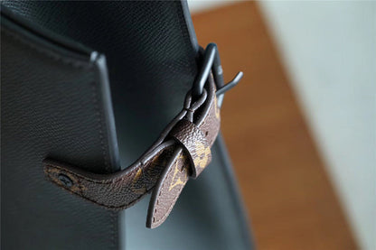 Franco Shops - Louis Vuittons  - 9843