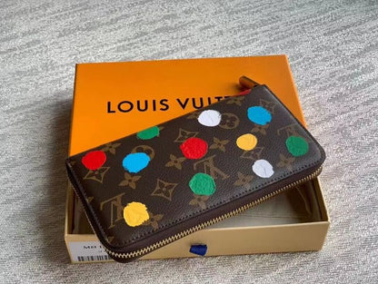 Franco Shops - Louis Vuittons  - 15756