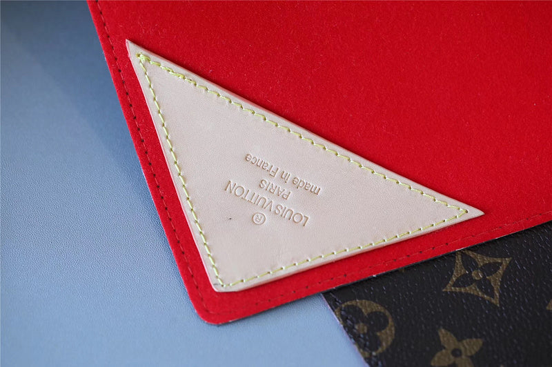 Franco Shops - Louis Vuittons  - 9302