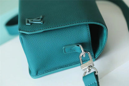 Franco Shops - Louis Vuittons  - 9915