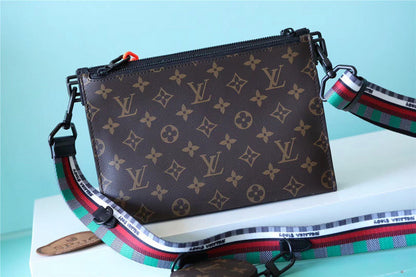 Franco Shops - Louis Vuittons  - 10036