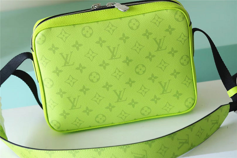 Franco Shops - Louis Vuittons  - 9901