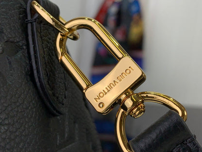 Franco Shops - Louis Vuittons  - 15245