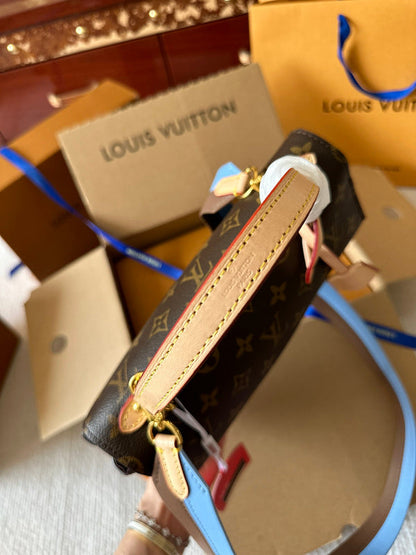 Franco Shops - Louis Vuittons  - 14856