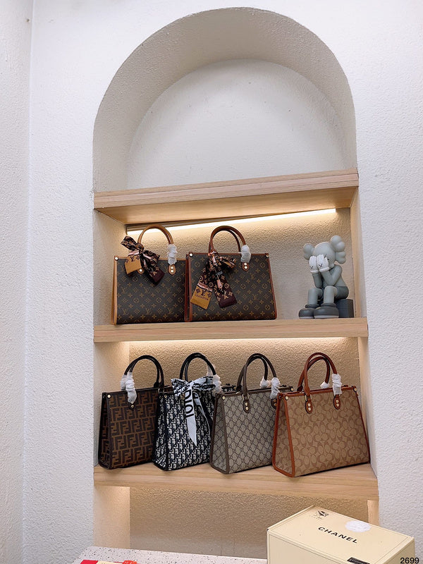 Franco Shops - Louis Vuittons  - 14902