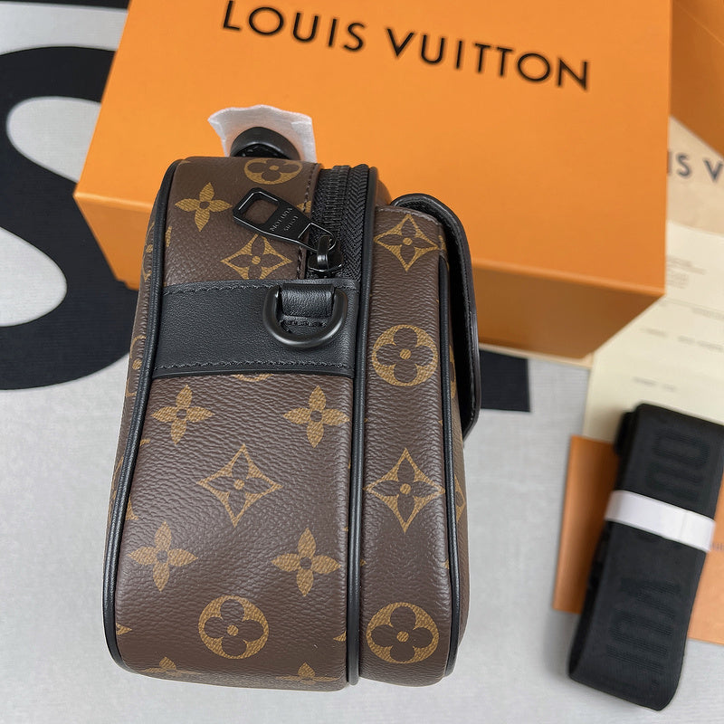 Franco Shops - Louis Vuittons  - 10094