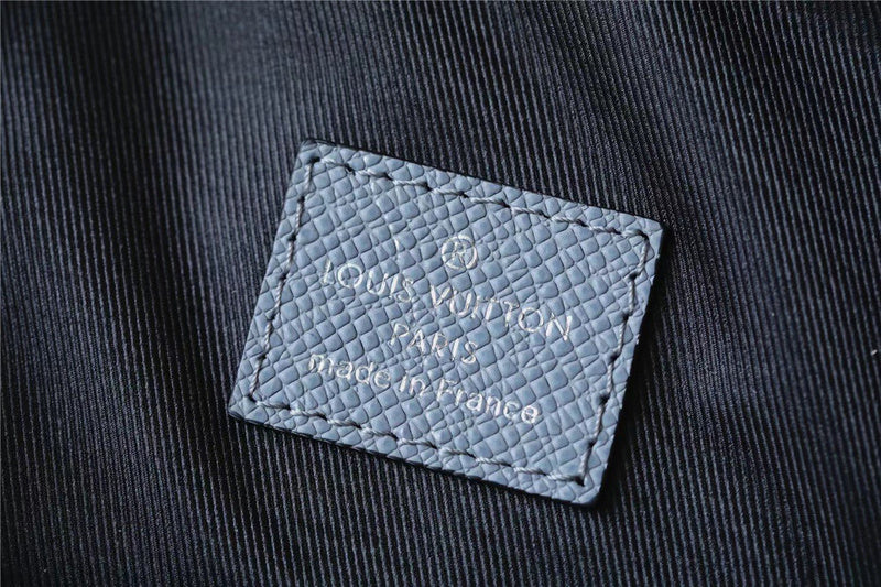 Franco Shops - Louis Vuittons  - 10221