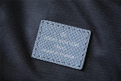 Franco Shops - Louis Vuittons  - 10221