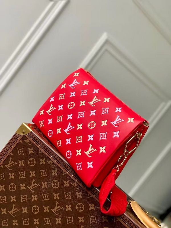 Franco Shops - Louis Vuittons  - 15368
