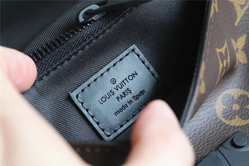 Franco Shops - Louis Vuittons  - 10097