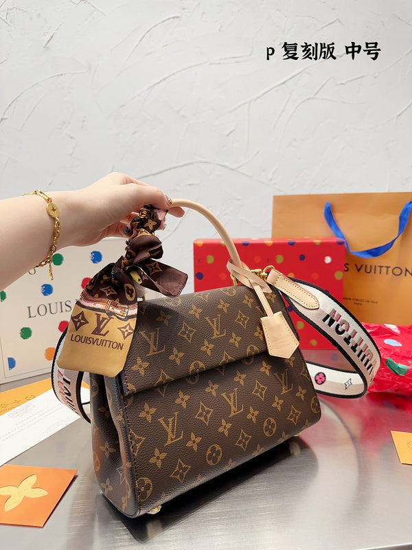 Franco Shops - Louis Vuittons  - 14948