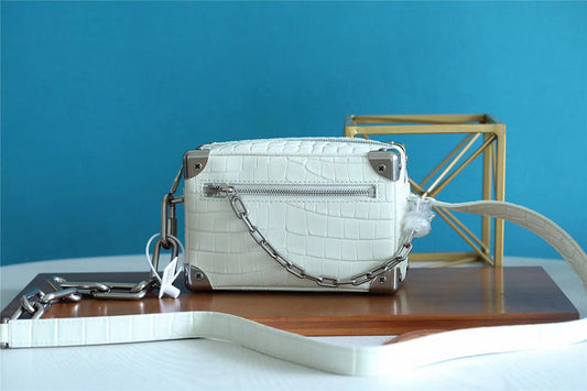 Franco Shops - Louis Vuittons  - 10129