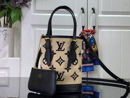 Franco Shops - Louis Vuittons  - 15240
