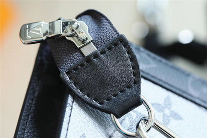 Franco Shops - Louis Vuittons  - 9945
