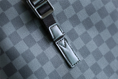 Franco Shops - Louis Vuittons  - 9842