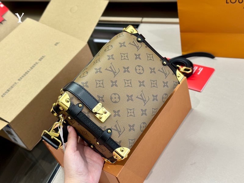 Franco Shops - Louis Vuittons  - 15088