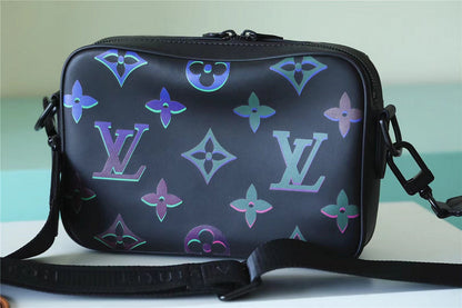 Franco Shops - Louis Vuittons  - 9948