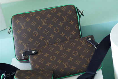Franco Shops - Louis Vuittons  - 10043