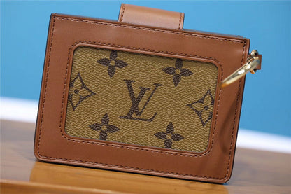 Franco Shops - Louis Vuittons  - 9197