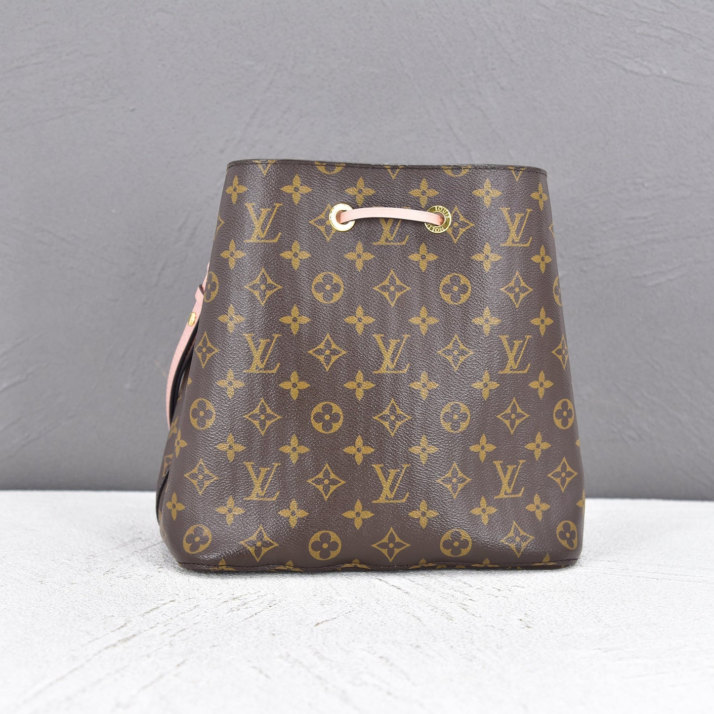 LOUIS VUITTON Monogram Noenoe