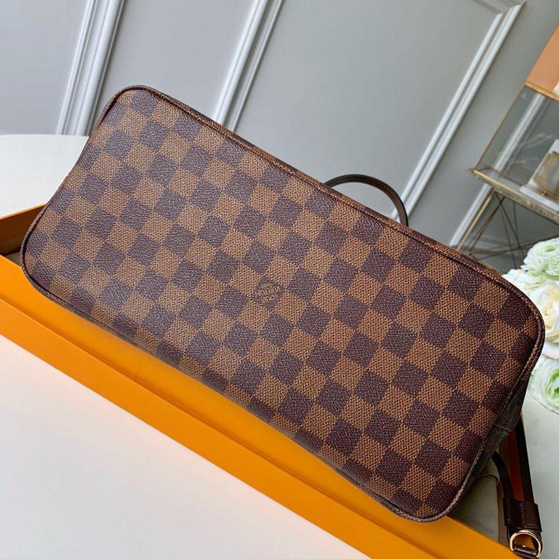 Franco Shops - Louis Vuittons  - 15575