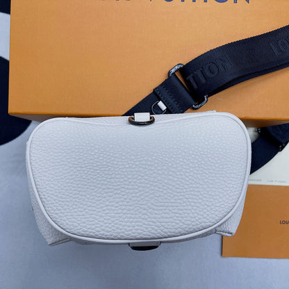Franco Shops - Louis Vuittons  - 9667