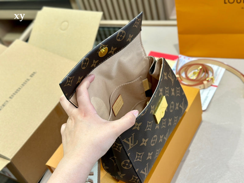 Franco Shops - Louis Vuittons  - 14849