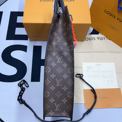 Franco Shops - Louis Vuittons  - 9846