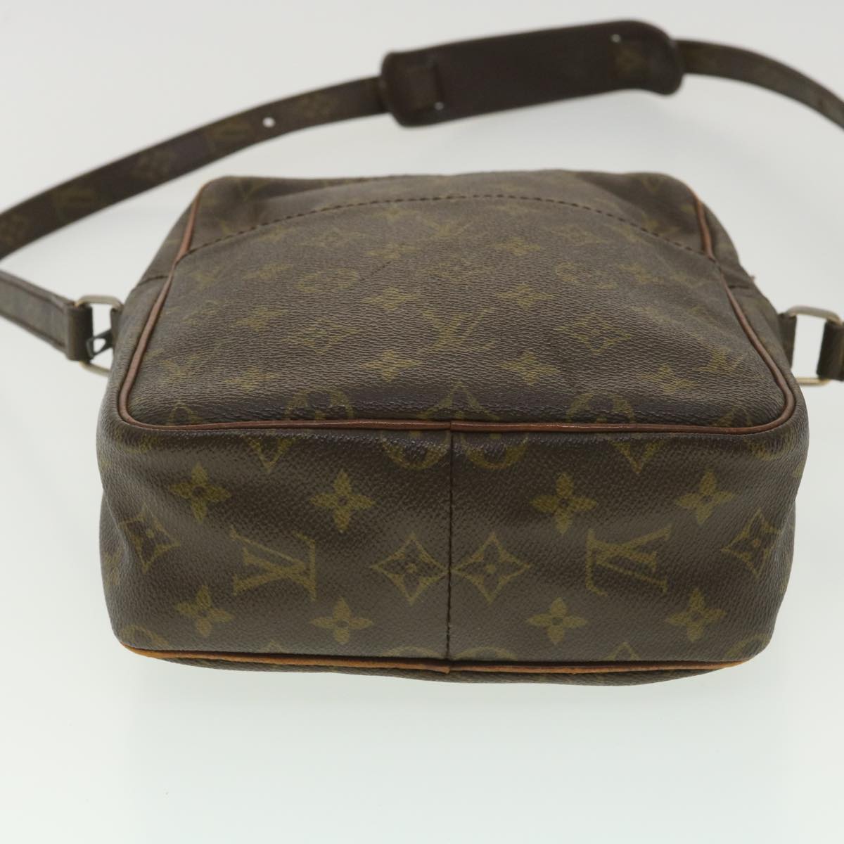 LOUIS VUITTON Monogram Marceau Shoulder Bag No.70 LV Auth 37926