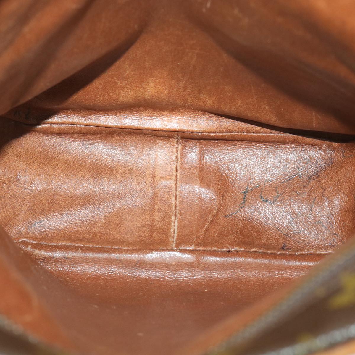 LOUIS VUITTON Monogram Marceau Shoulder Bag No.70 LV Auth 37926