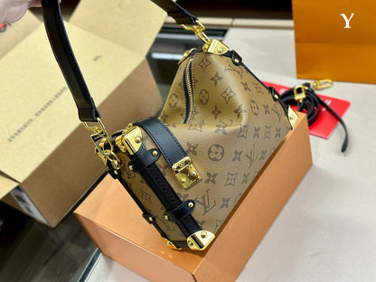 Franco Shops - Louis Vuittons  - 15088