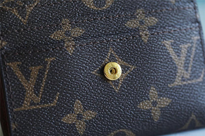 Franco Shops - Louis Vuittons  - 9231