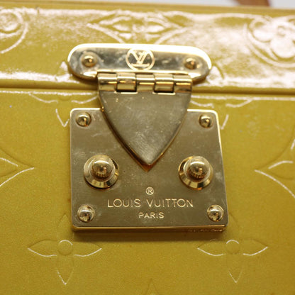 LOUIS VUITTON Monogram Vernis Bleecker Cosmetic Pouch Beige M91002 Auth 39256