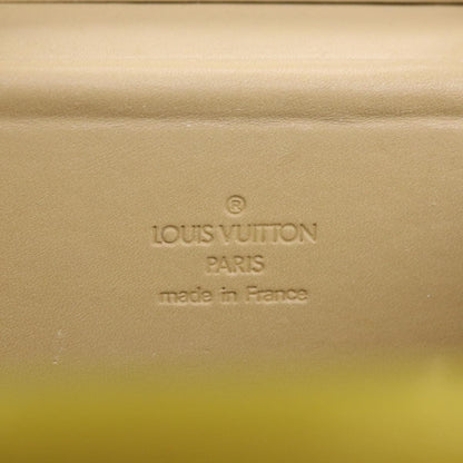 LOUIS VUITTON Monogram Vernis Bleecker Cosmetic Pouch Beige M91002 Auth 39256