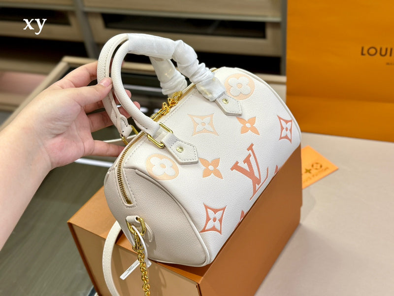 Franco Shops - Louis Vuittons  - 15005
