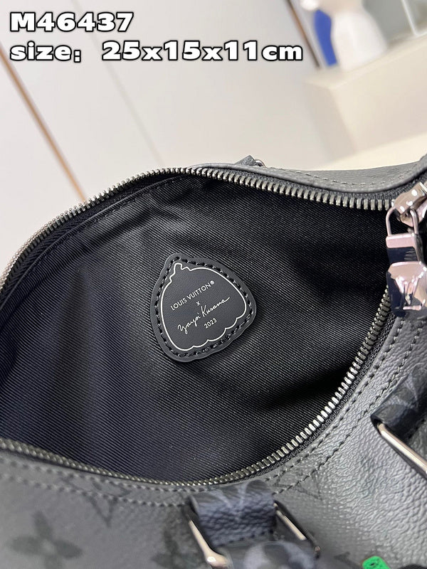 Franco Shops - Louis Vuittons  - 15713